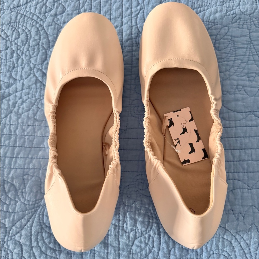 Cream Textured ballet Slippers with Elastic Fit